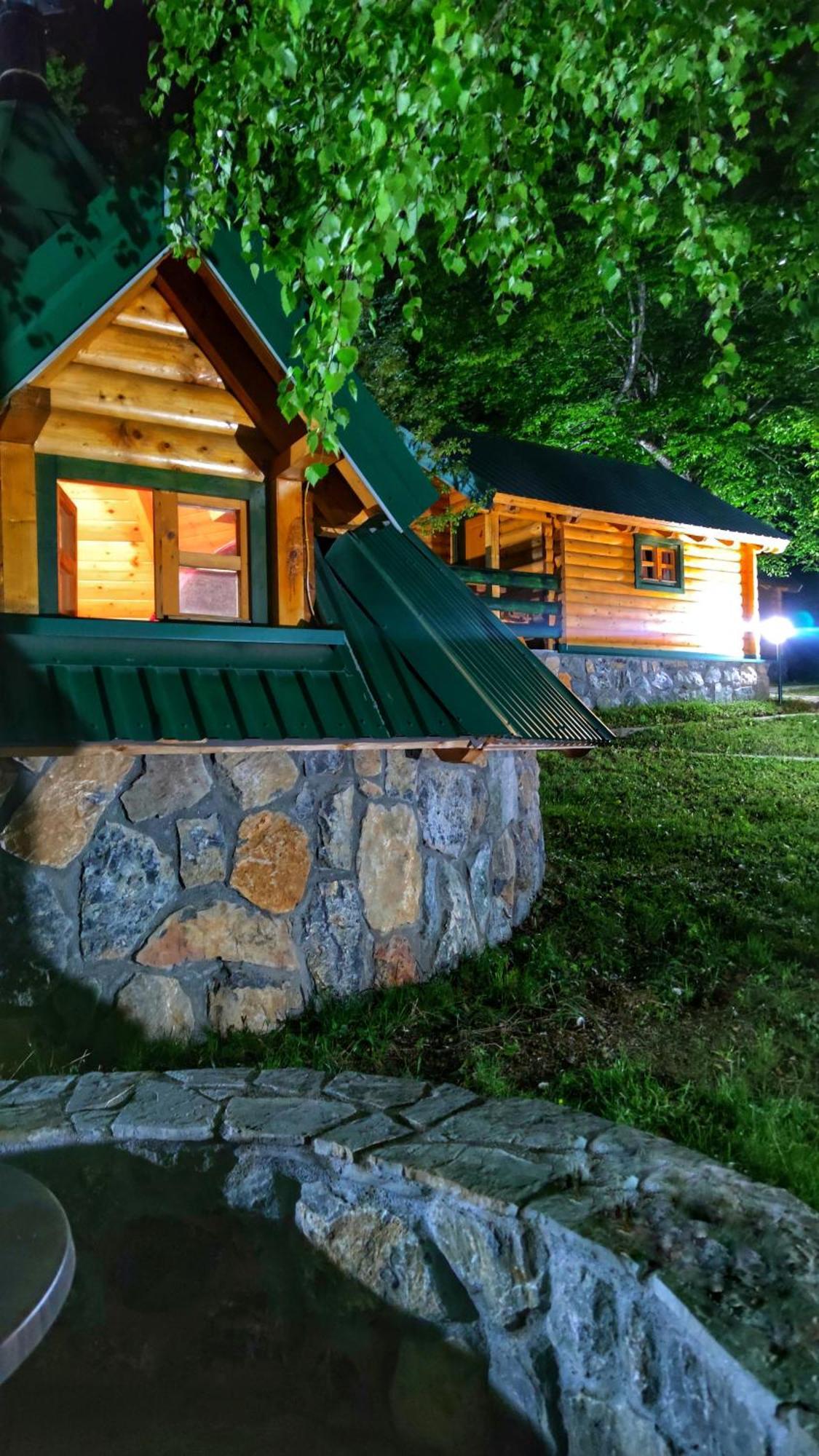 Kozak Apartments & Restaurant Mojkovac Exterior photo